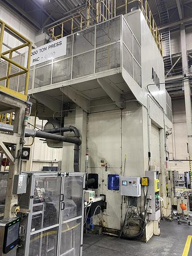 Used AIDA 3000 ton Knuckle Joint Stamping Press