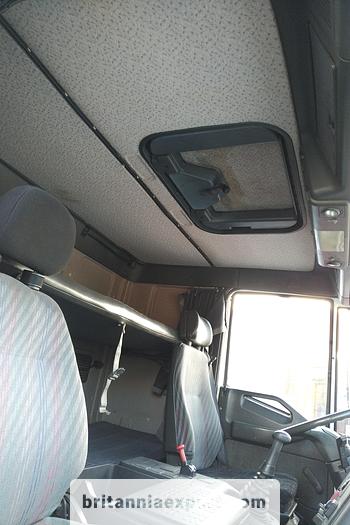 Used 1998 IVECO Eurotech 190E27 R 19 ton curtainsider