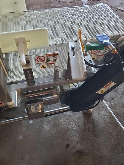 Used Safeline SL1500 metal detector power phase pro 2013 14" x 6"