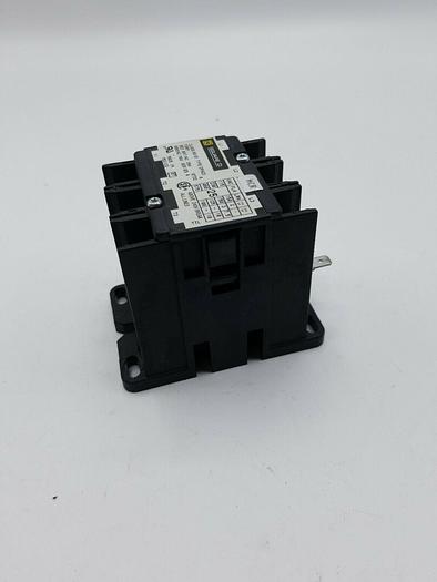 Used Square D Contactor Class 8910 Type DPA23