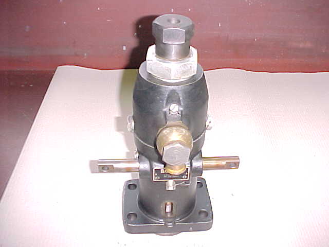 Used BOSCH FUEL INJECTION PUMP PF1DV250/3