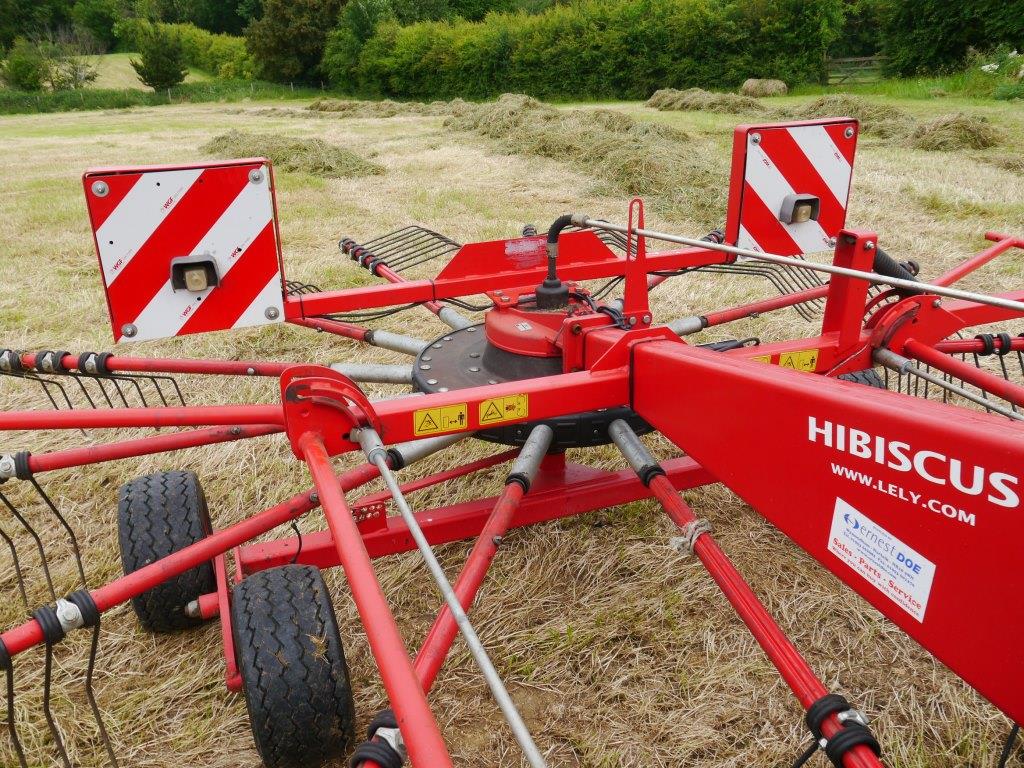 Used Lely Hibiscus 485 Hay Rake