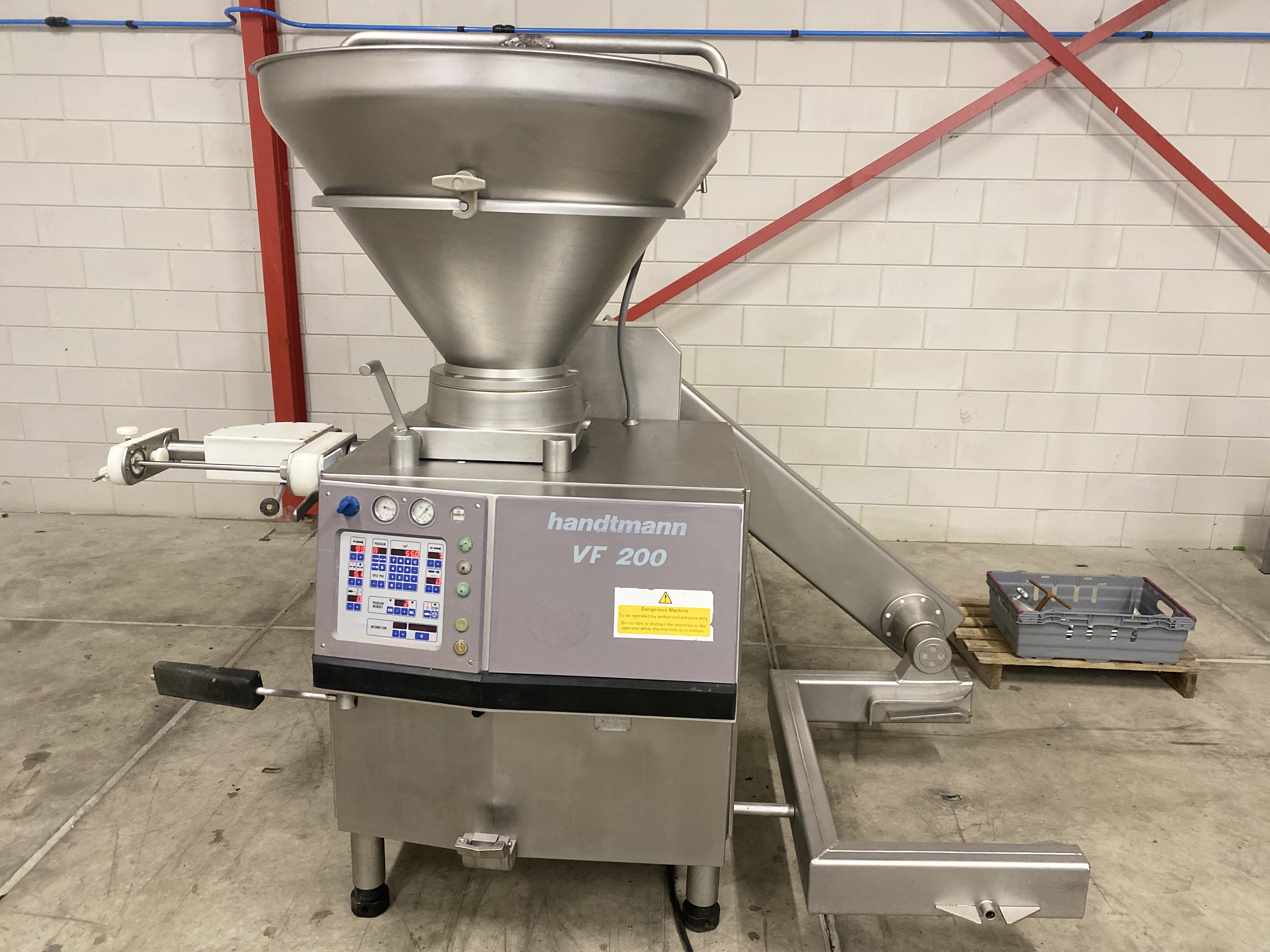 Used Handtmann VF200 vacuum filler