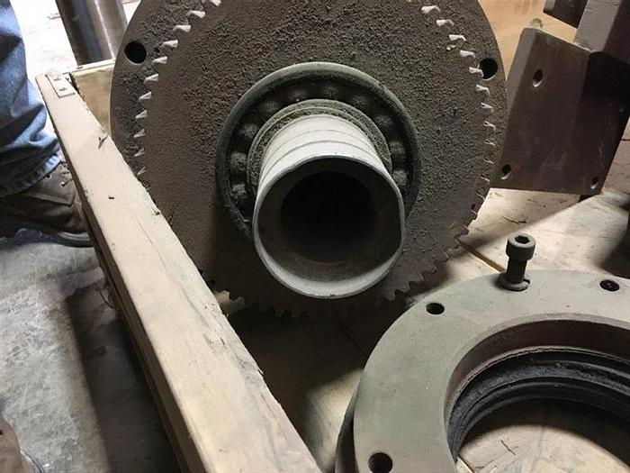 Used 0 Chicago Pneumatic Pinion for CP 600 Head Assembly