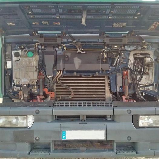 Usado 1997 Iveco Eurotech 400E30 tractor unit
