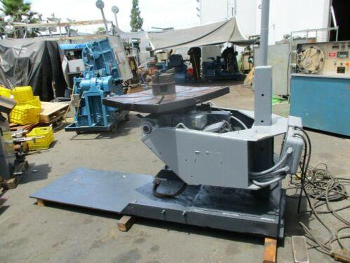 Used UNIQUE MODEL UPC.25 WELDING POSITIONER 2500 LB. CAPACITY V-SPEED MOTORIZED TILT