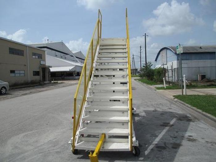 Used Narrow body aircraft passenger stairs