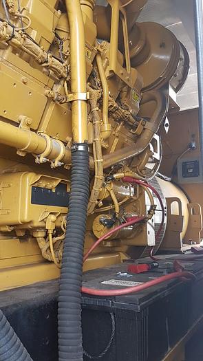 Used 2 MW 2011 Used Caterpillar 3516B Diesel Generator
