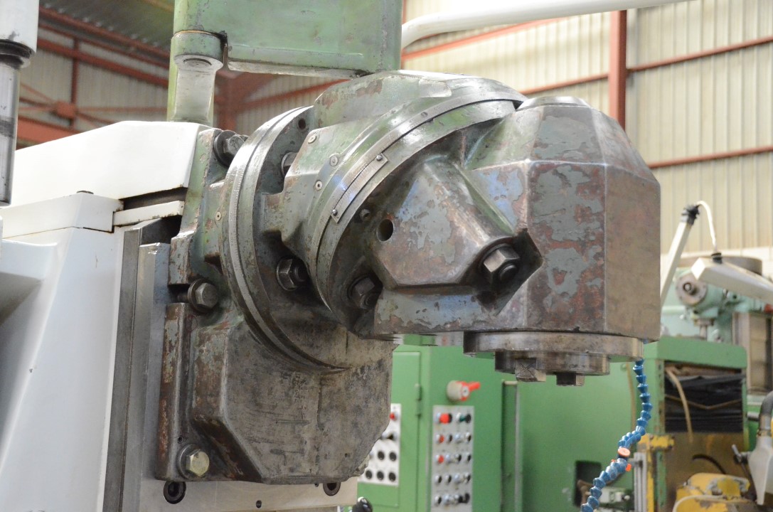 Usado CORREA F5UA Fresadoras #4156