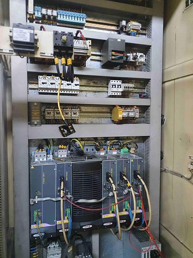 Usato FRESATRICE A BANCO FISSO MOMAC BF 20 CNC