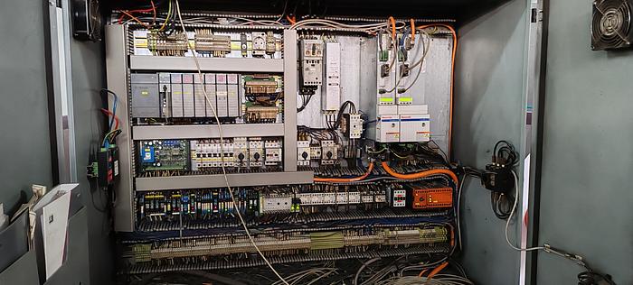 Used 2000 W+D 627 RS