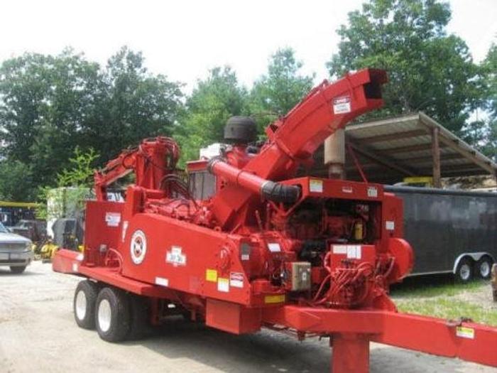 Used Morbark 30-36 Chipper