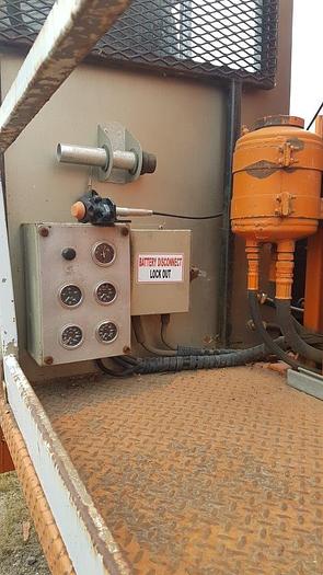 Used 2002 WELCAN 4 Axle Carrier Style Oilfield Pump / Kill Truck