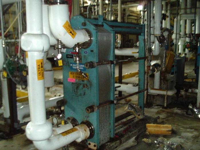 Used Used Alfa Laval 1326.8 square feet 316 stainless steel plate heat exchanger