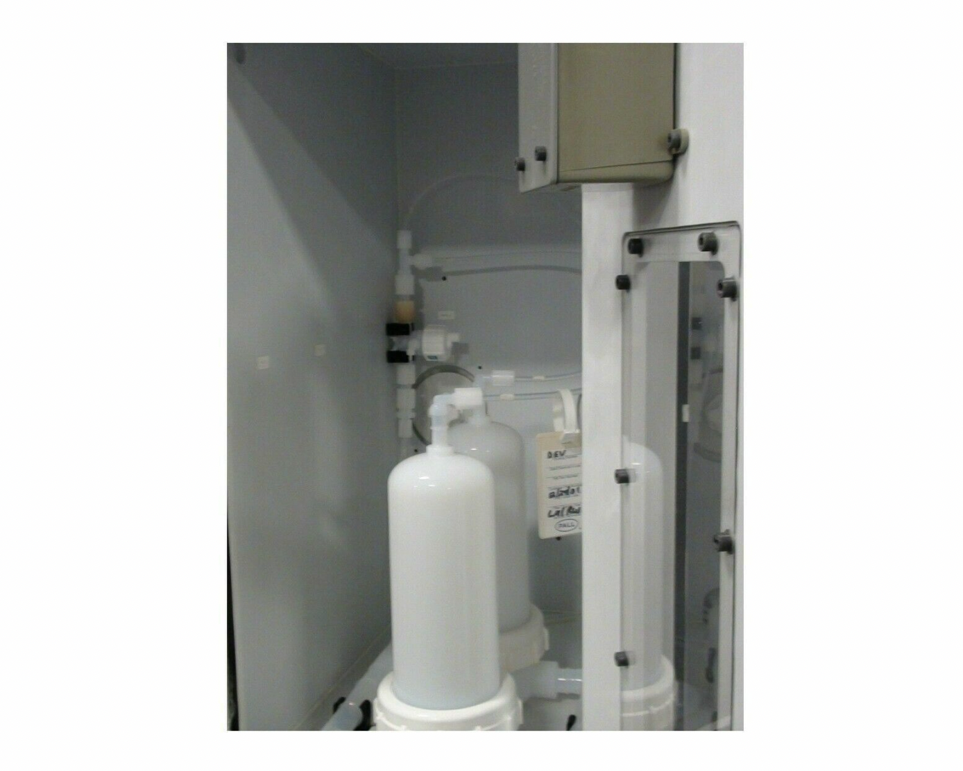 Used FSI PHOTORESIST 5000A MF-26A MEGAPOSIT BULKFILL CABINET