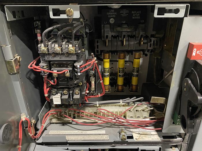 Used ROCKWELL AUTOMATION ALLEN BRADLEY CENTERLINE SERIES MCC SECTION