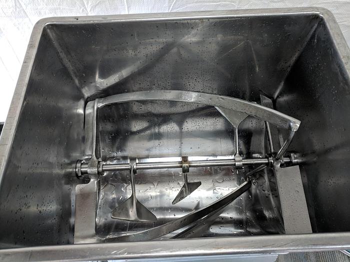 Used Leland 200DA Paddle Mixer