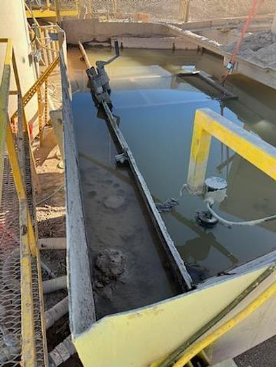 Used Gator Double 36" Sand Screw