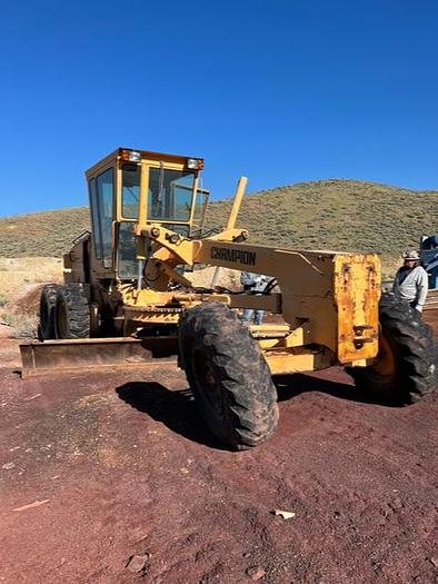 Used Champion 710A Road Grader in Great condition HB22131