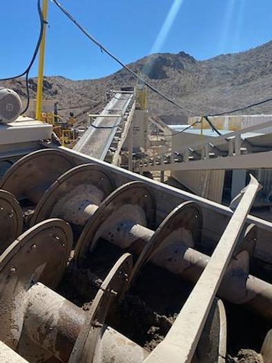 Used Gator Double 36" Sand Screw