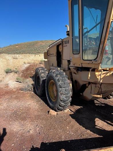 Used Champion 710A Road Grader in Great condition HB22131