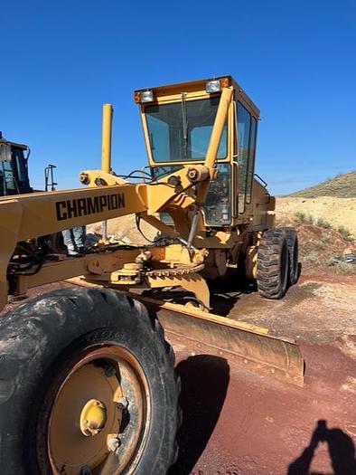 Used Champion 710A Road Grader in Great condition HB22131