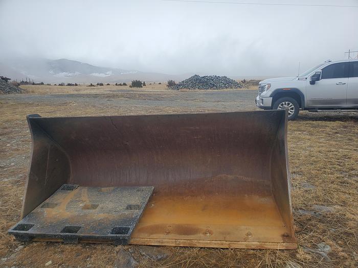 Used 2020 Komatsu WA320-8