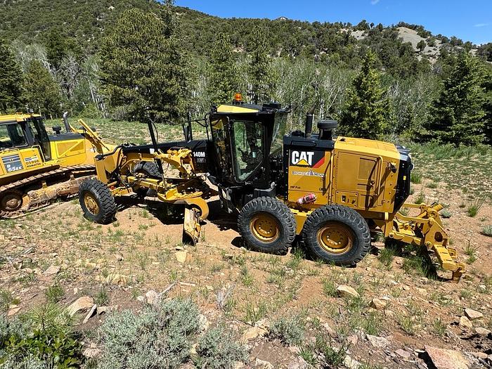 Used Komatsu D65EX Dozer