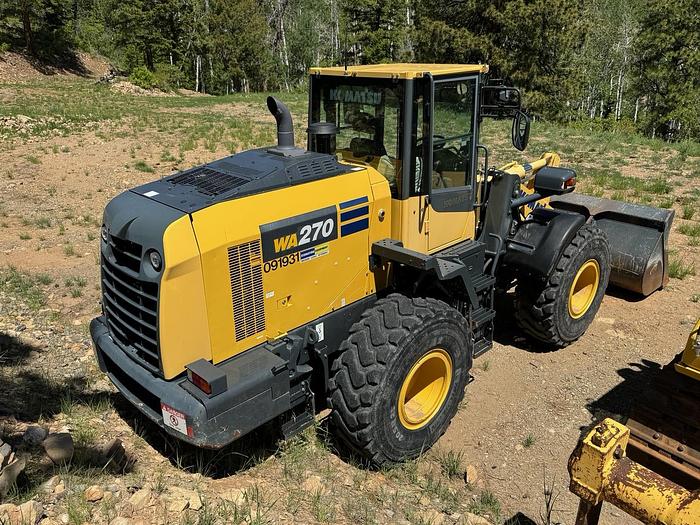 Used Komatsu WA270-8 Loader