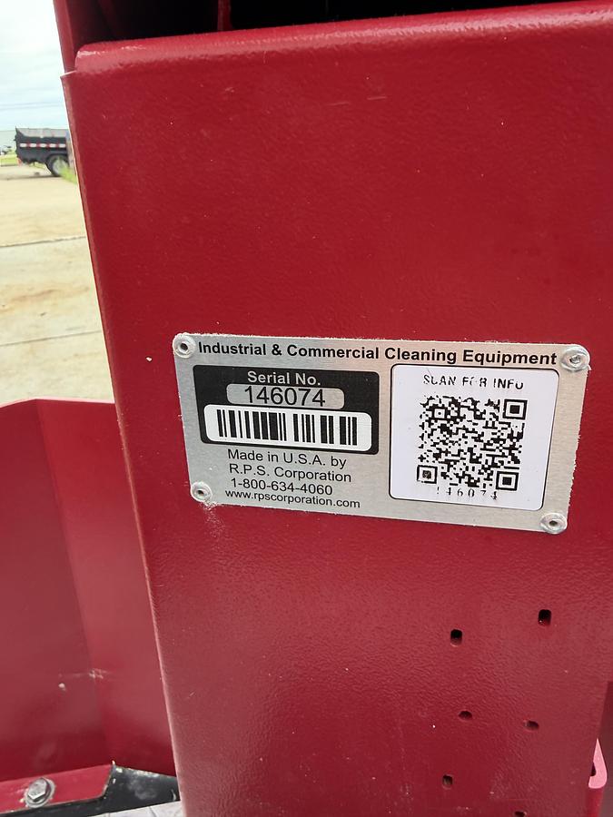 Used 2024 Factory Cat XR V2.0 Rider Floor Scrubber (40" Cylindrical)