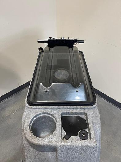 Used 2018 TOMCAT CARBON 26" DISK FLOOR SCRUBBER