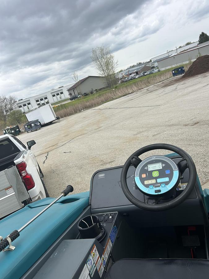 Used 2017 Tennant M30 Sweeper/Scrubber