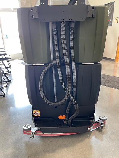 NEW KODIAK K42 RIDER FLOOR SCRUBBER (30" CYLINDRICAL)