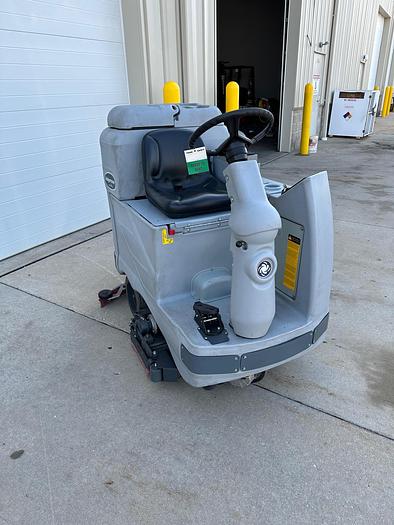 Used Advance Adgressor X3220C Rider Floor Scrubber