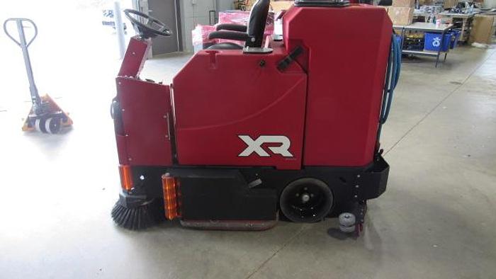 Used 2016 FACTORY CAT XR V2.0 RIDER FLOOR SCRUBBER (40" CYLINDRICAL)