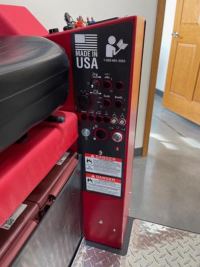 Used 2023 FACTORY CAT GTR RIDER FLOOR SCRUBBER (34" DISK)