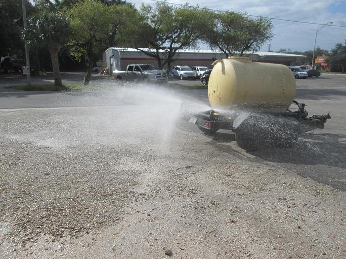 Used 500 Gallon Water Trailer With Honda Engine And Pump 500