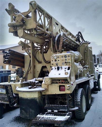Used 1996 Ingersoll-Rand T3W Drill Rig