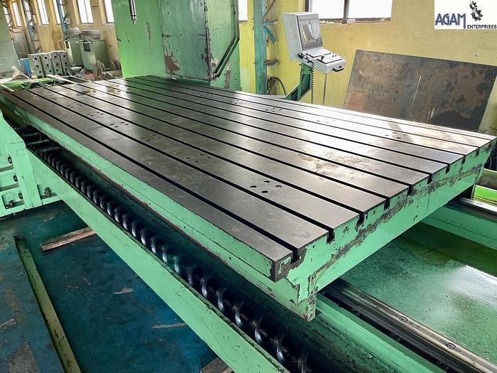 Used EUMACH DM 4000 VERTICAL MACHINING CENTER (DOUBLE COLUMN)