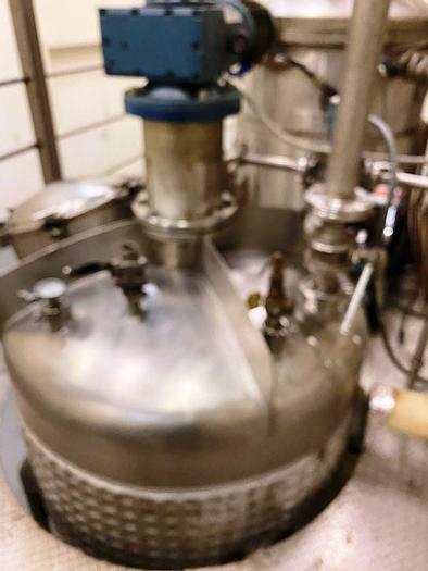 Used Extractor, Vacuum Low Temp, S/st, 700 Gallon #S743811