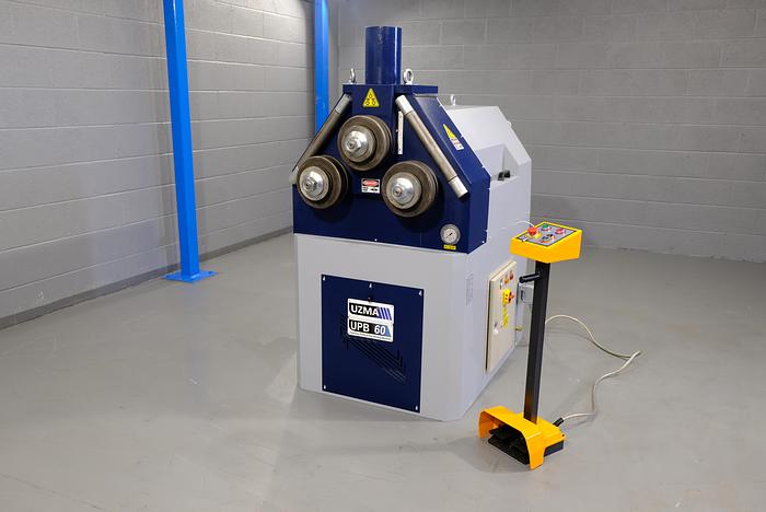 UZMA HPK 60 section roller hydraulic operation
