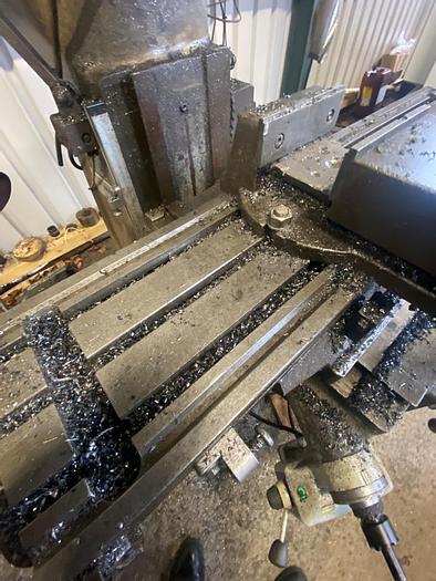 Used Bridgeport Series 1 Manual Turret Milling Machine