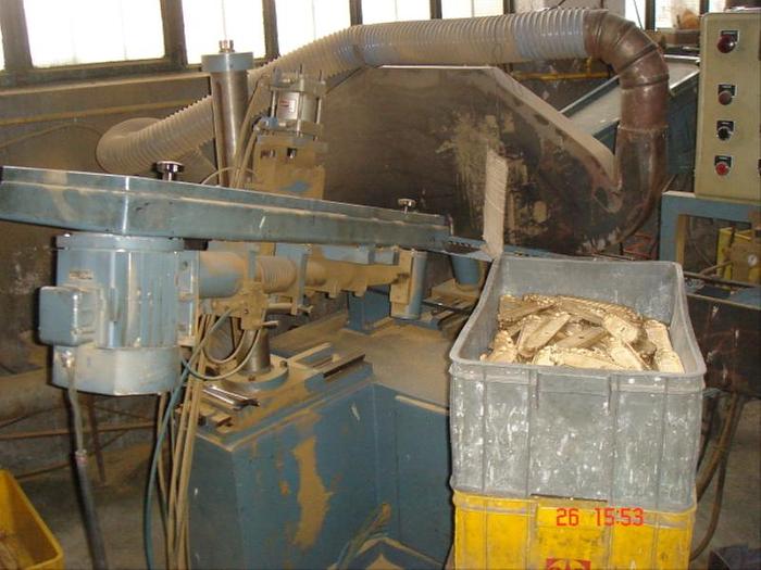 Usato SMERIGLIATRICE A 2 TESTE