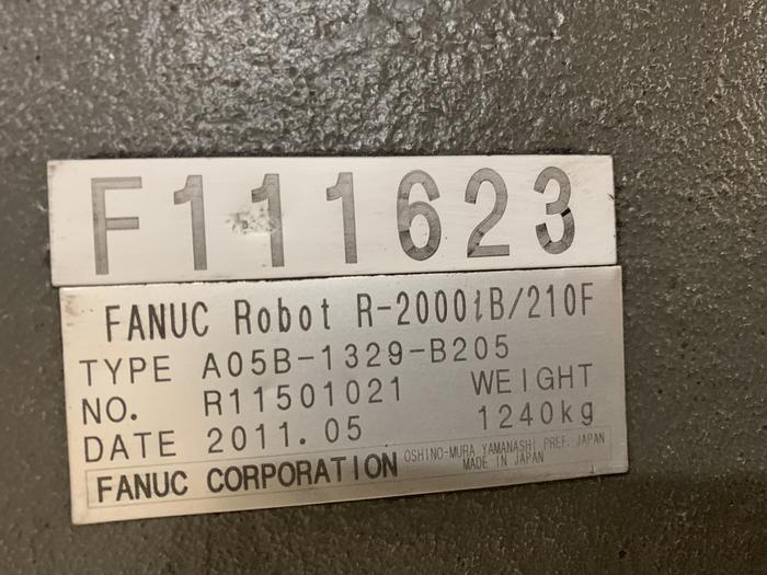 Used FANUC R2000iB/210F 210KG X 2655MM REACH 6 AXIS CNC ROBOT W/R30iA CONTROLS WITH ARO SERVO GUN