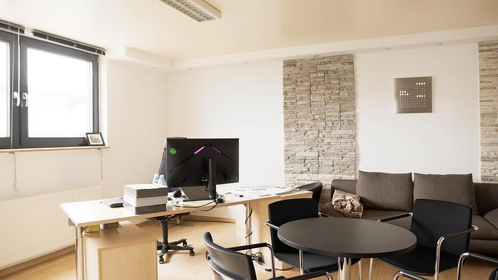 Gebraucht Hallenflächen, Lagerflächen, Produktionsflächen mit Büros in Schwäbisch Gmünd zu vermieten