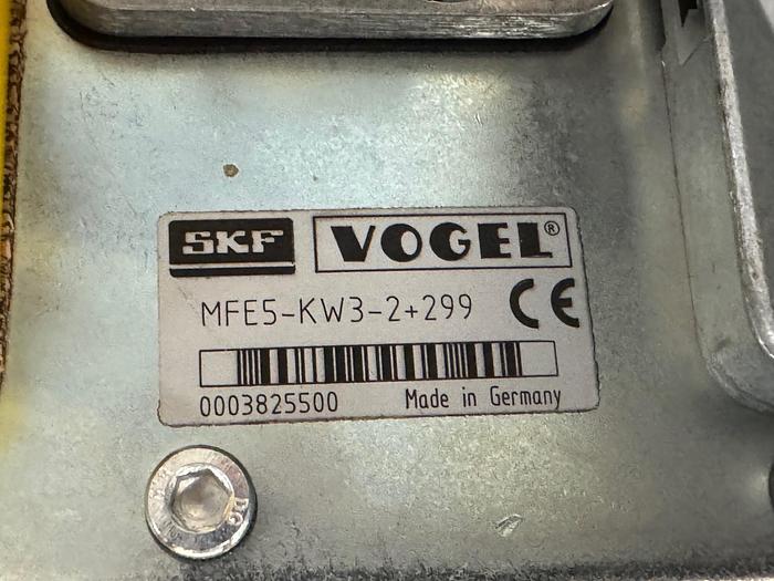 Gebraucht Zentralschmierung mit Pumpe für CNC Maschinen  SKF VOGEL MFE5-KW3-2+299