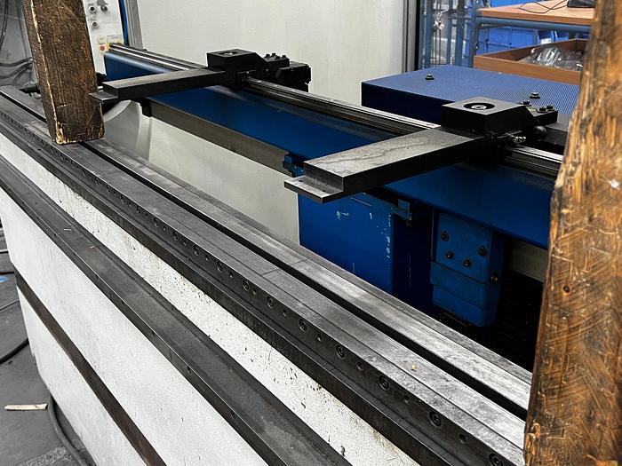Gebraucht CNC Abkantpresse TRUMPF TrumaBend V85S