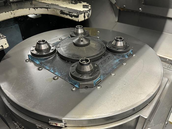 Gebraucht Bearbeitungszentrum - Horizontal MAKINO A55