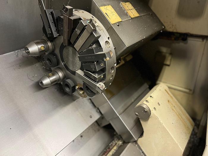 Gebraucht CNC Drehmaschine HARDINGE SV 200