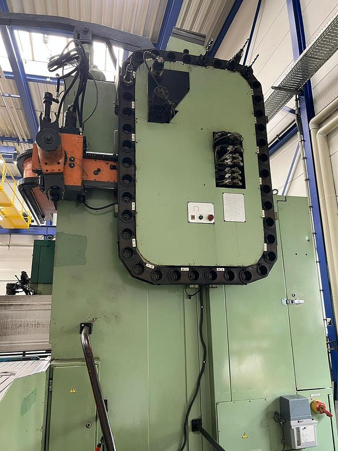 Gebraucht CNC Bettfräsmaschine ZAYER KMU 7000